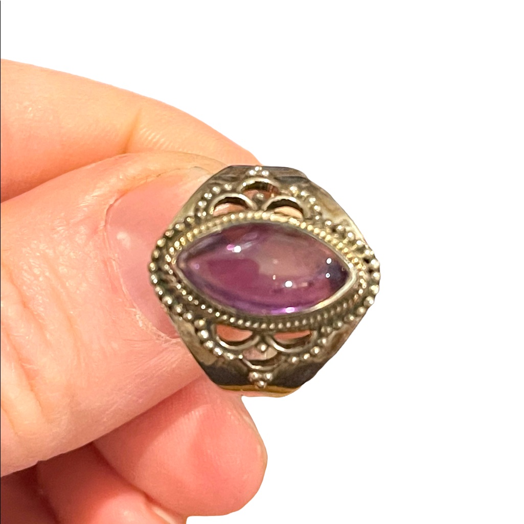 Vintage Sterling Silver Amethyst Fancy Ring 925